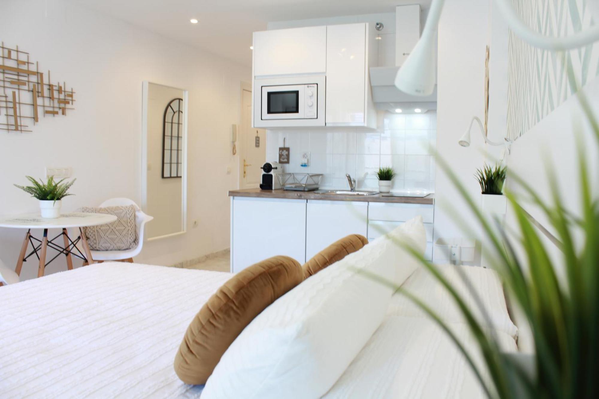 Torremolinos - New Central Studio Plata With Balcony Apartment Екстериор снимка